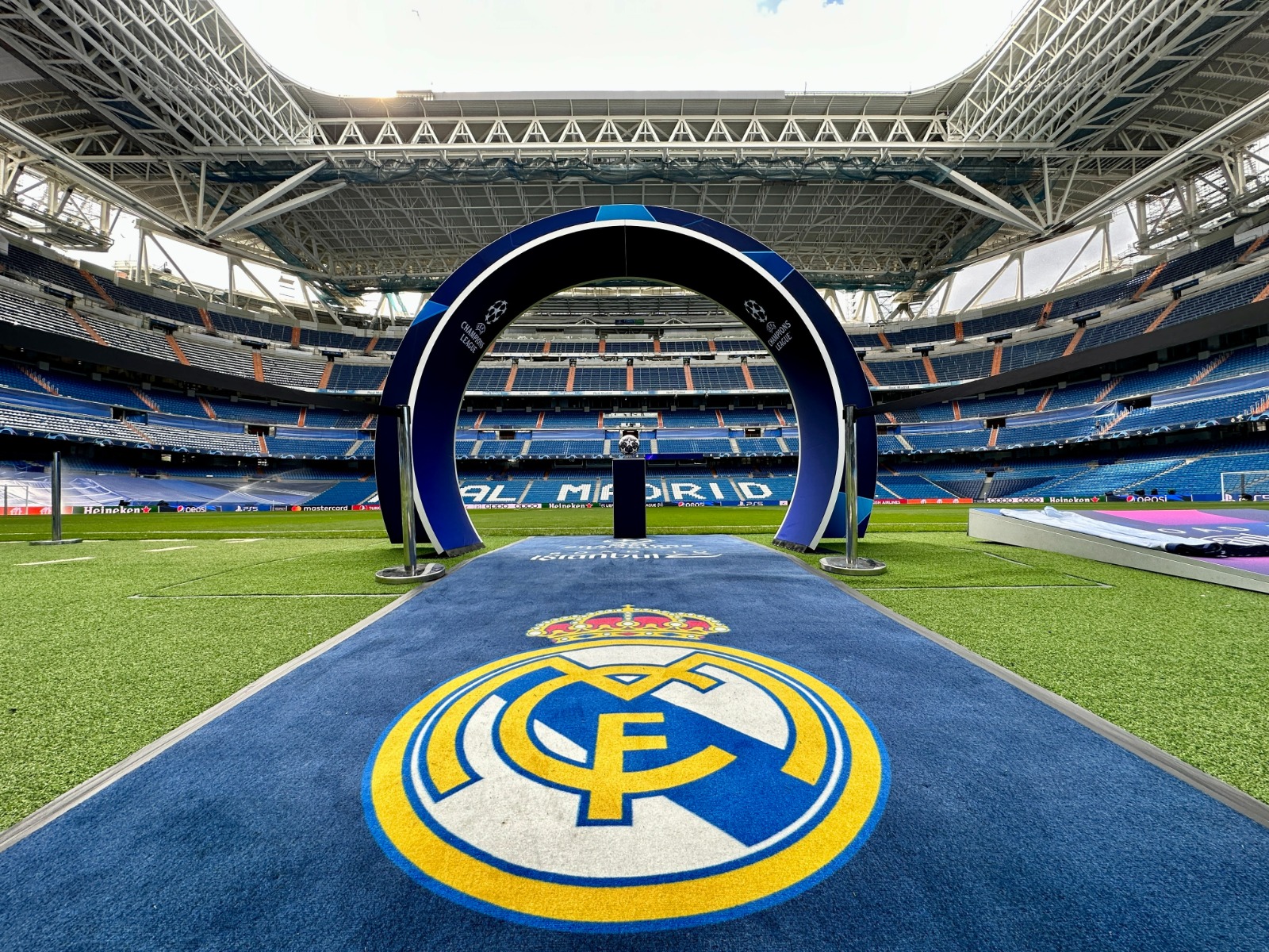 Jugadores del Real Madrid detenidos por difundir video con contenido sexual
