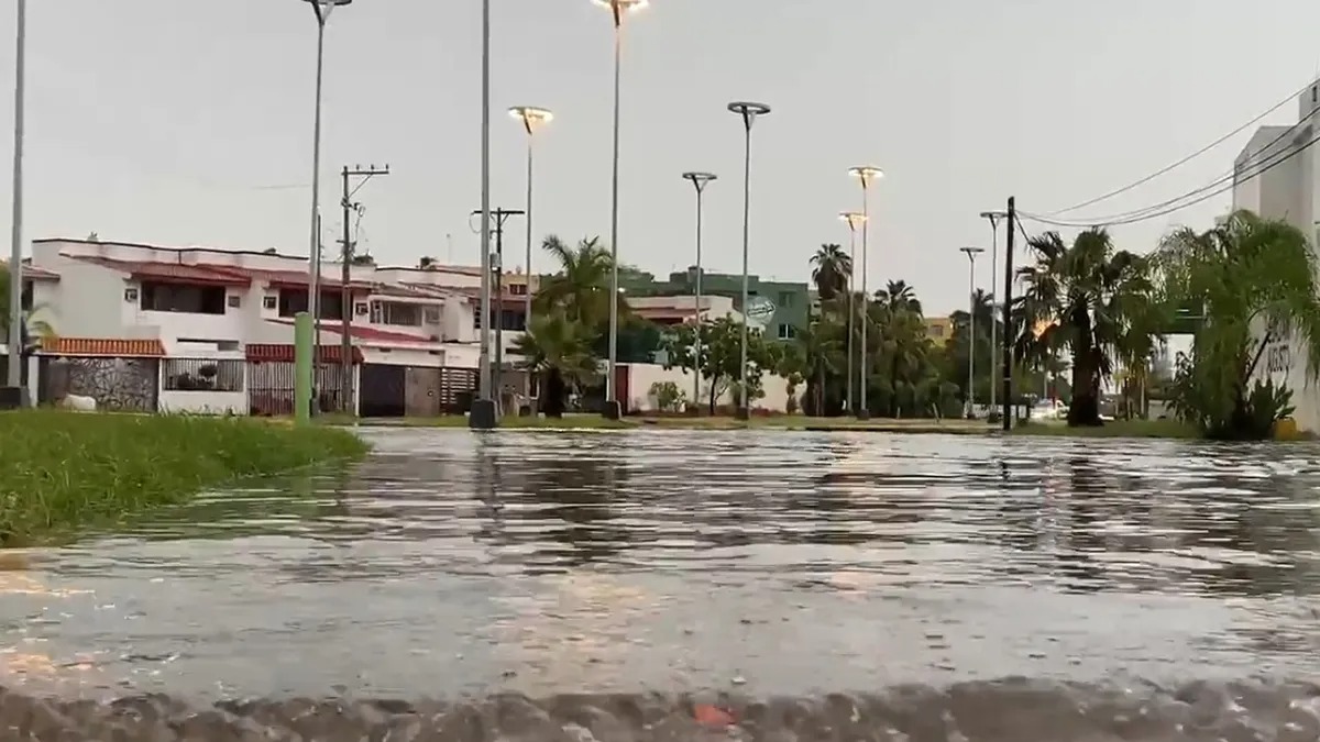 Suspenden clases en Sinaloa por lluvias de la tormenta Lidia
