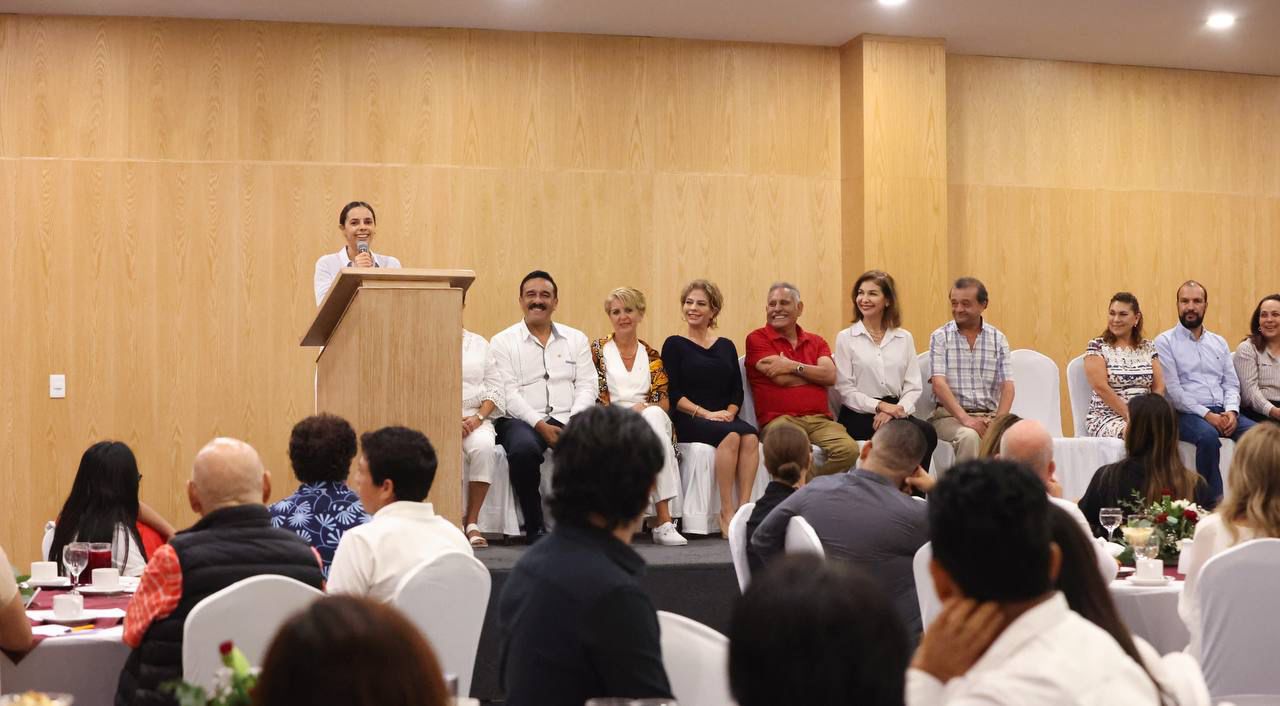 Desde todos los sectores construiremos la paz de Cancún: Ana Paty Peralta